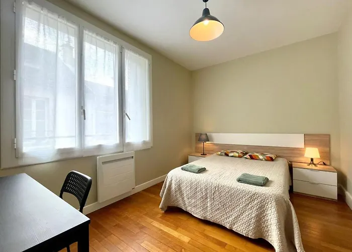 - Chez Marguerite アパート